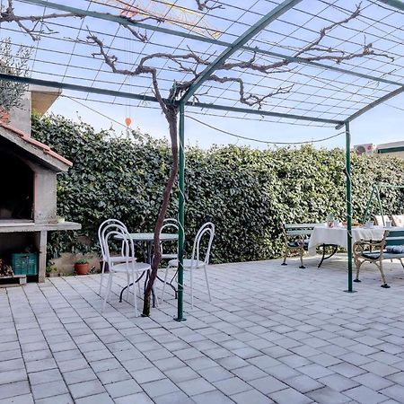 Adorable Apartment Ena Kastela Exterior photo